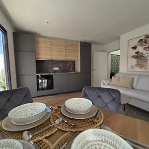 5 Dragos Apartamento